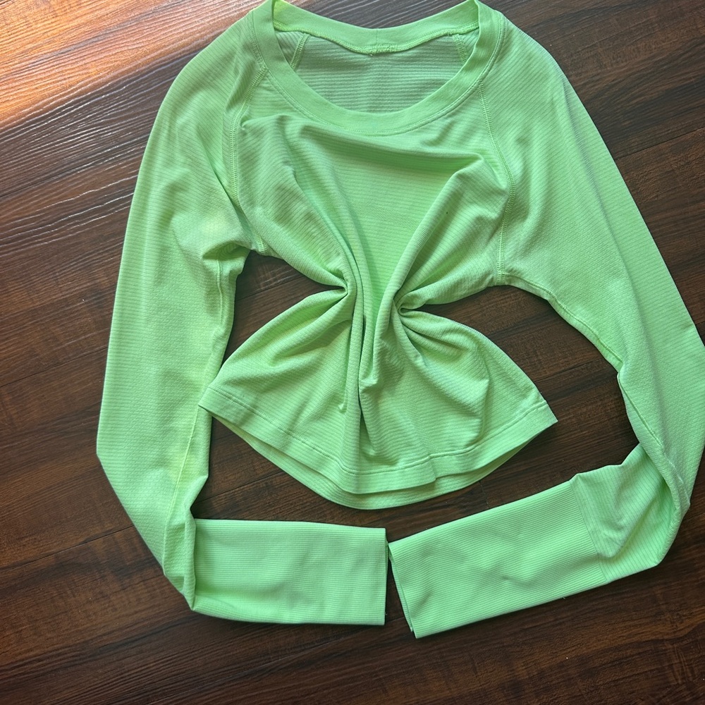Lululemon Swiftly Tech Long Sleeve 2.0 *Race Length